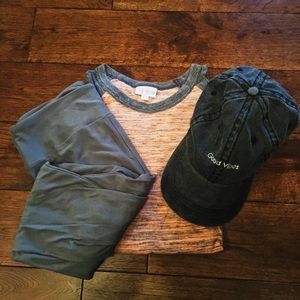 LuLaRoe Bundle + free hat